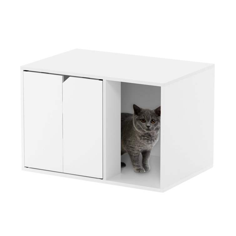 Compact clearance litter box